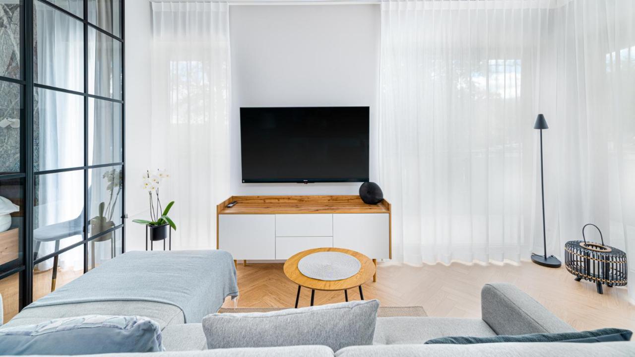 שצ'קלארסקה פוראובה Stone Hill Apartament Sunrise מראה חיצוני תמונה